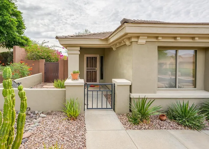 Snowbirds Welcome! Gem W/ Fairway Views Holiday home *